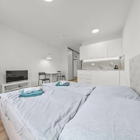 Ac 1 Apartment, Hraničná 36 Apartamento *